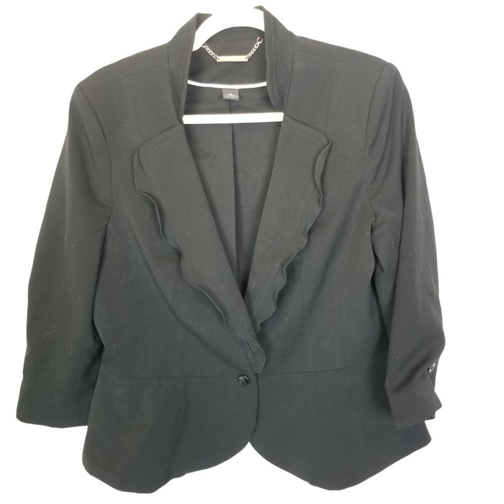 White House Black Market Black Tailored Blazer